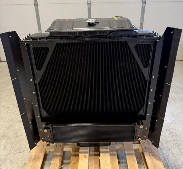 Dirks1692 - Peterbilt 359 Radiator Kit