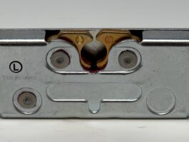 Dirks1782 - Kenworth Door Latch, LH