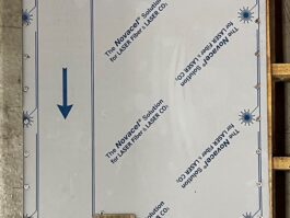 DirksCC102 - Peterbilt 389 Sleeper Door Skin, LH, WITH Vent