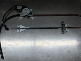 Dirks1796 - Kenworth W900 / T800 Electric Window Regulator, RH