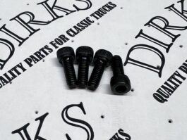 Dirks1992 - Peterbilt 379/389 Bottom Cab Mounted Mirror Bracket Bolt Kit